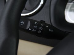 2011款 2.4T 手动 柴油两驱豪华型 5座
