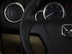 2011款 2.4T 手动 柴油两驱豪华型 5座