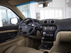 2011款 2.4T 手动 柴油两驱豪华型 5座