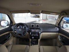 2011款 2.4T 手动 柴油两驱豪华型 5座