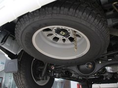 2011款 2.4T 手动 柴油两驱豪华型 5座