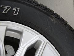 2011款 2.4T 手动 柴油两驱豪华型 5座