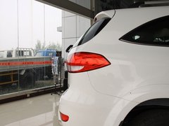 2011款 2.4T 手动 柴油两驱豪华型 5座