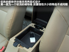2011款 2.4T 手动 柴油两驱超豪华型 5座
