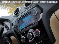 2011款 2.4T 手动 柴油两驱超豪华型 5座