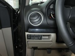 2011款 2.0 手动 手动型