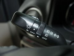 2011款 2.0 手动 手动型