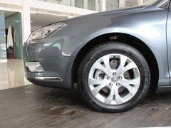 2011款 2.3L 自动 尊驭型