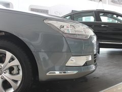 2011款 2.3L 自动 尊驭型