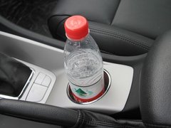2011款 2.3L 自动 尊贵型