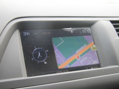 2011款 2.3L 自动 尊贵型