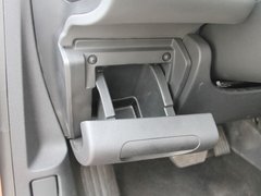 2011款 2.3L 自动 尊贵型