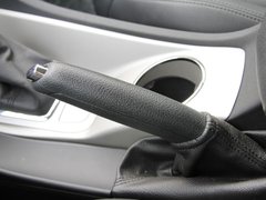 2011款 2.3L 自动 尊贵型