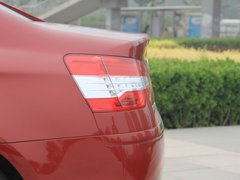 2011款 2.3L 自动 尊贵型
