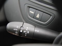 2011款 2.3L 自动 尊贵型