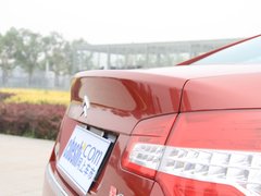 2011款 2.3L 自动 尊贵型