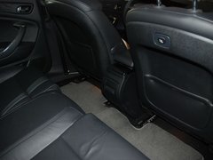 2011款 2.3L 自动 尊贵型