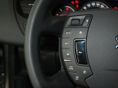 2011款 2.3L 自动 尊贵型