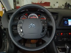 2011款 2.3L 自动 尊贵型