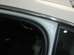 2011款 2.3L 自动 尊贵型