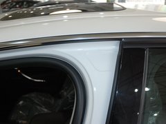 2011款 2.3L 自动 尊贵型