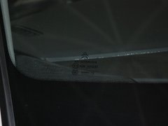 2011款 2.3L 自动 尊贵型