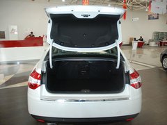 2011款 2.3L 自动 尊贵型