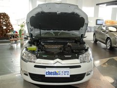 2011款 2.3L 自动 尊贵型