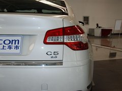 2011款 2.3L 自动 尊贵型