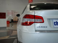 2011款 2.3L 自动 尊贵型