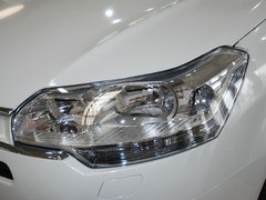 2011款 2.3L 自动 尊贵型