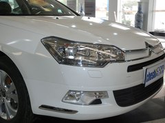 2011款 2.3L 自动 尊贵型