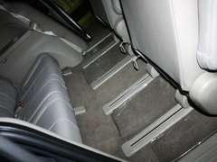 2011款 2.3 自动 尊贵版 7座