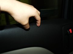 2011款 2.3 自动 尊贵版 7座
