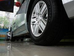 2011款 2.3 自动 尊贵版 7座