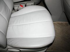 2011款 2.3 自动 尊贵版 7座