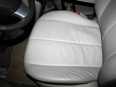 2011款 2.3 自动 尊贵版 7座