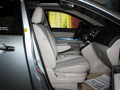 2011款 2.3 自动 尊贵版 7座