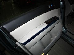 2011款 2.3 自动 尊贵版 7座