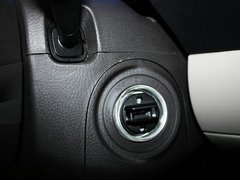 2011款 2.3 自动 尊贵版 7座