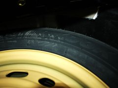 2011款 2.3 自动 尊贵版 7座