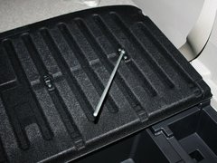 2011款 2.3 自动 尊贵版 7座