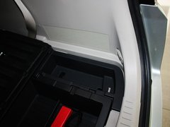 2011款 2.3 自动 尊贵版 7座