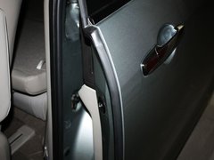 2011款 2.3 自动 尊贵版 7座