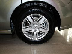 2011款 2.3 自动 尊贵版 7座