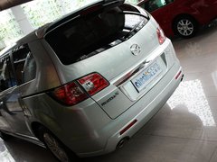 2011款 2.3 自动 尊贵版 7座