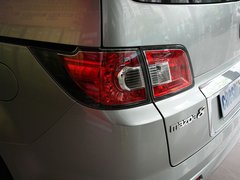 2011款 2.3 自动 尊贵版 7座