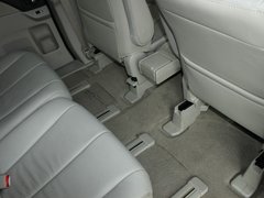 2011款 2.3 自动 尊贵版 7座
