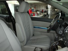 2011款 2.3 自动 尊贵版 7座