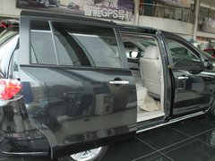 2011款 2.3 自动 尊贵版 7座